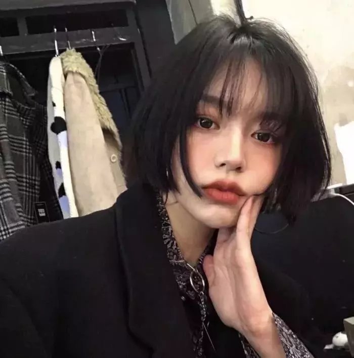 女子高中生的虚度日常封面
