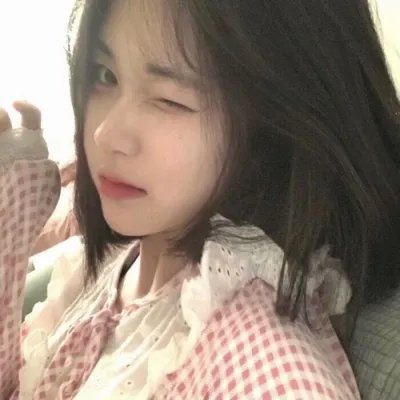 发光的河流封面